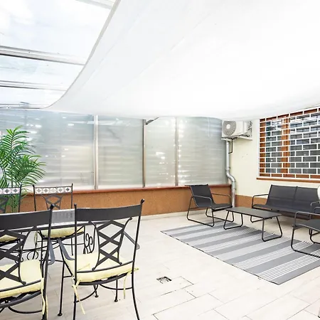 아파트 Central - Spacious - Green - Modern *