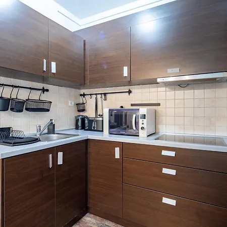 Central - Spacious - Green - Modern * 부다페스트