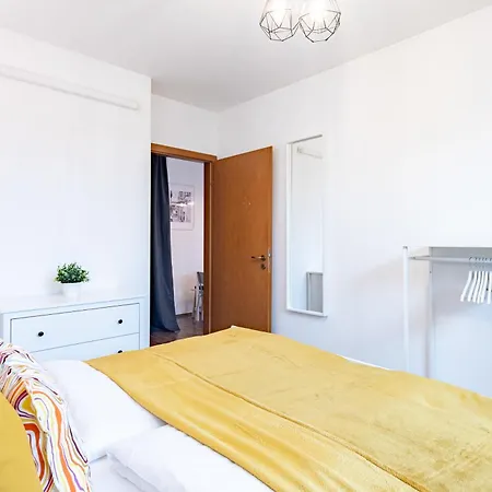 Central - Spacious - Green - Modern Budapest